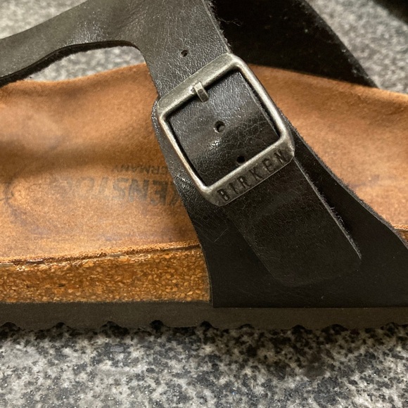 Black Birkenstock Gizeh Sandals Size 36 (5-5.5) EUC - Picture 11 of 13
